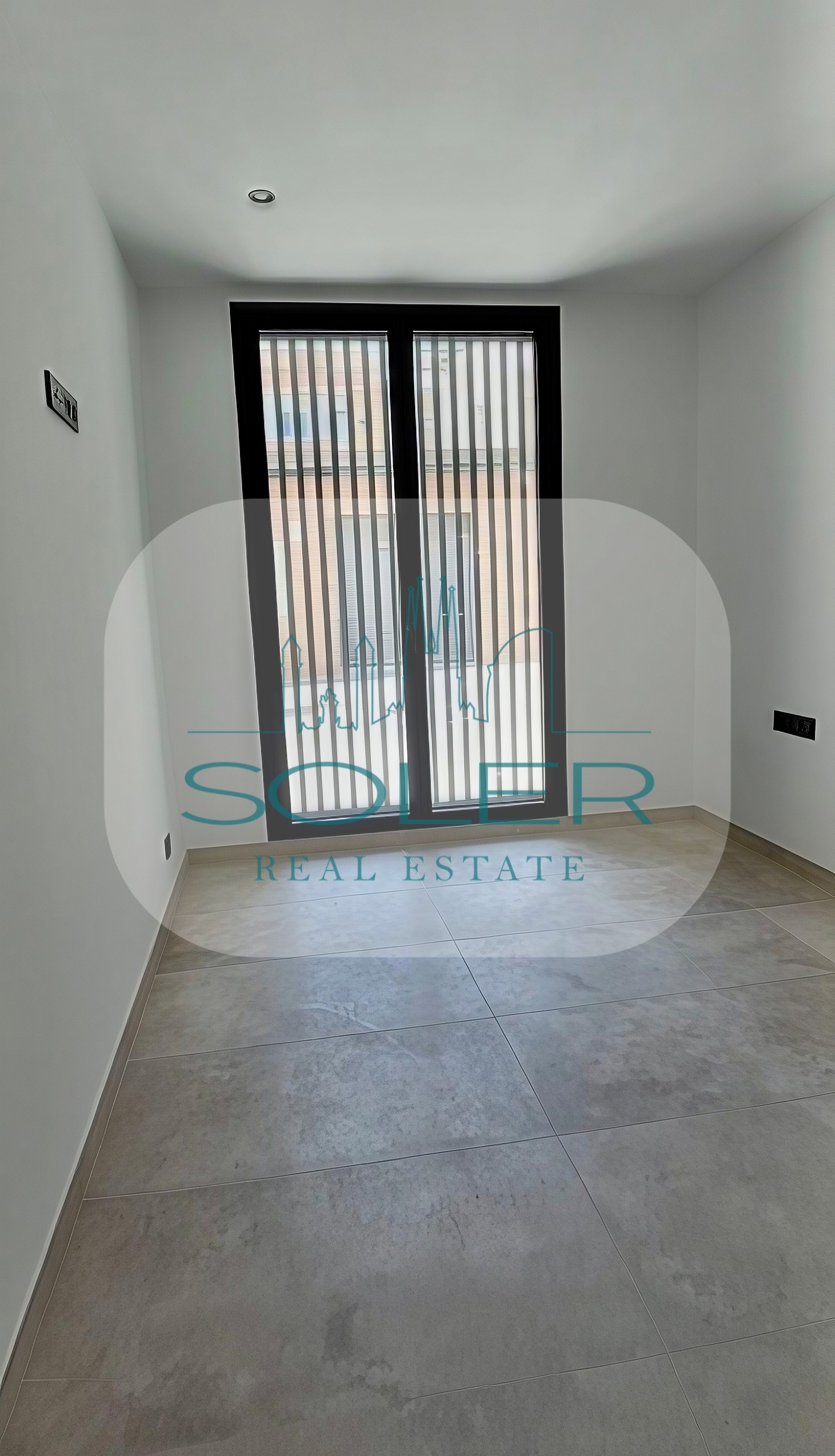 Hostal, Badalona